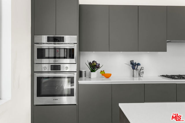 Image 16 of 60 For 4304 Vantage Lane