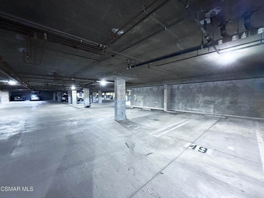 https://media.crmls.org/mediaz/bf9a9d15-0eb3-4fc6-8bb3-9fa5a3fa136f.jpg?preset=X-Large