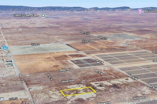 0 TBD, Rosamond CA: https://media.crmls.org/mediaz/bf9ab489-1be4-4ac7-b9f8-288a6b100c1c.jpg