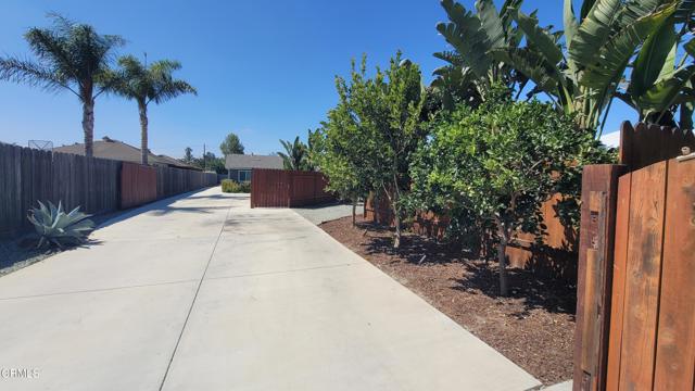 Detail Gallery Image 2 of 30 For 838 E Stroube St, Oxnard,  CA 93036 - 3 Beds | 1 Baths