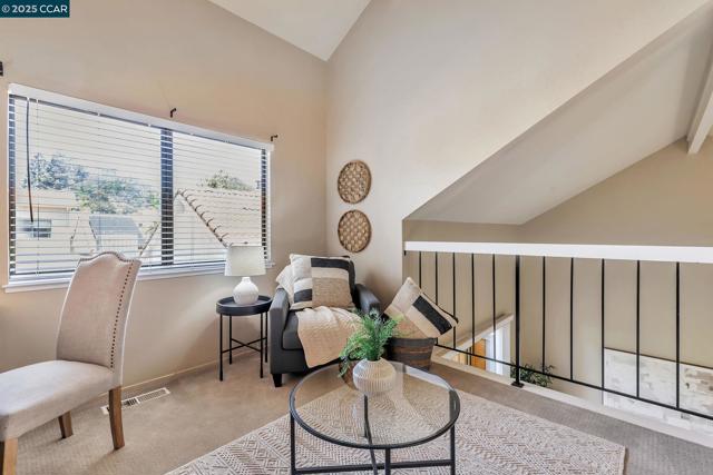 102 Northcreek Cir, Walnut Creek CA: https://media.crmls.org/mediaz/bf9bdda9-54c9-41d4-8aac-75c9e4e34291.jpg
