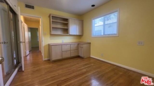 1903 S Westgate Avenue, Los Angeles CA: https://media.crmls.org/mediaz/bf9cd474-3443-4cc7-9331-3b1c36a608df.jpg
