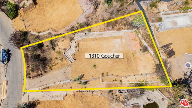 1310 Goucher Street photo 1