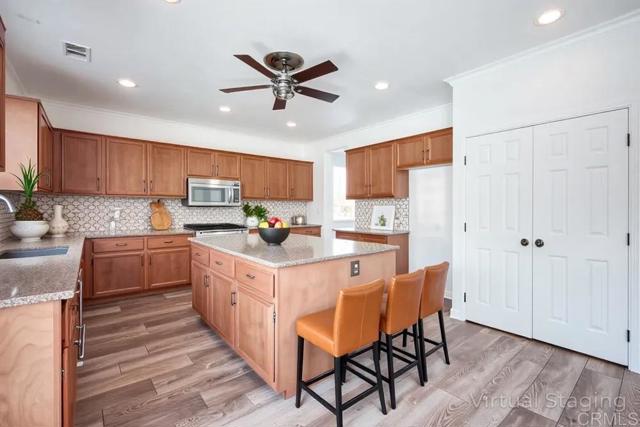 35616 Country Park Dr., Wildomar CA: https://media.crmls.org/mediaz/bf9e61ae-0ed5-4bcd-ac31-1ab86207f724.jpg