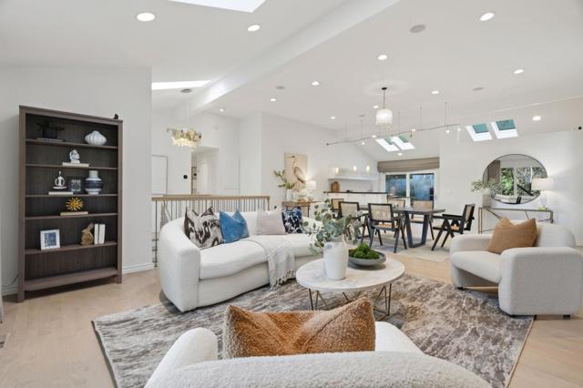 215 Vista De Sierra, Los Gatos CA: https://media.crmls.org/mediaz/bf9edc62-2ef3-44c4-be4b-9f1e859c6717.jpg