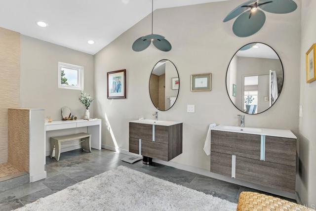 4125 PINDAR Way, Oceanside CA: https://media.crmls.org/mediaz/bf9f4658-4ff5-4f1d-9cdc-8ff55c8af10c.jpg