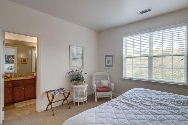 3591 Deer lake Park Rd, Julian CA: https://media.crmls.org/mediaz/bf9f4912-d203-4009-93c3-b93195cdc19a.jpg