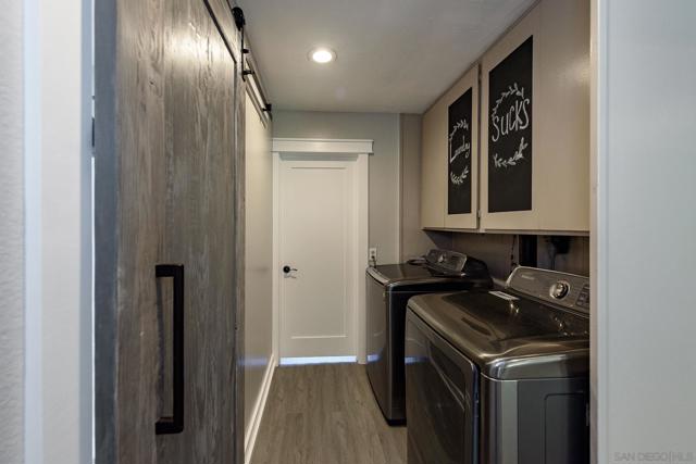 8721 Wahl St, Santee CA: https://media.crmls.org/mediaz/bfa05a11-eb3c-4883-bf12-510f1d39218d.jpg