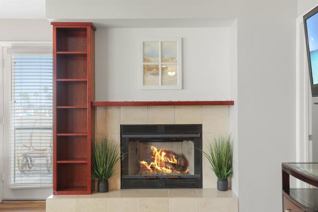 1100 Seacoast Dr, Imperial Beach CA: https://media.crmls.org/mediaz/bfa0bd63-c886-4c13-81c2-63375cf05d0a.jpg