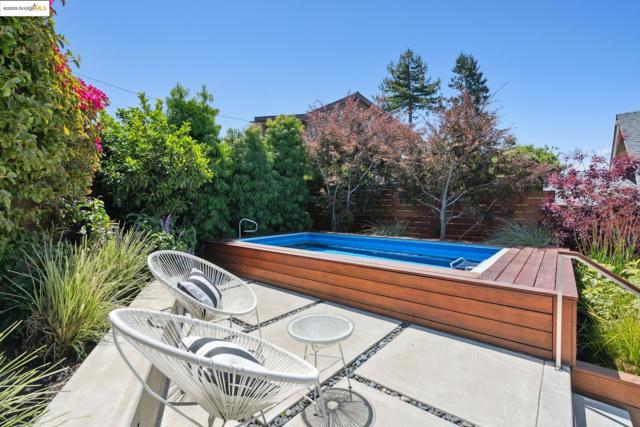 321 Glendale Ave., Oakland CA: https://media.crmls.org/mediaz/bfa22247-e841-4e98-ae90-0ee19ecad292.jpg