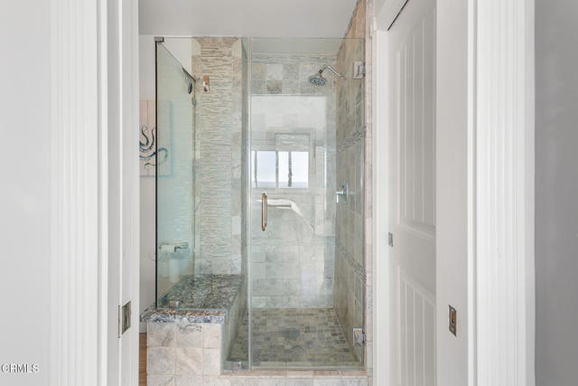 275 E Surfside Drive, Port Hueneme CA: https://media.crmls.org/mediaz/bfa32012-0715-427f-86df-09beffcb9626.jpg