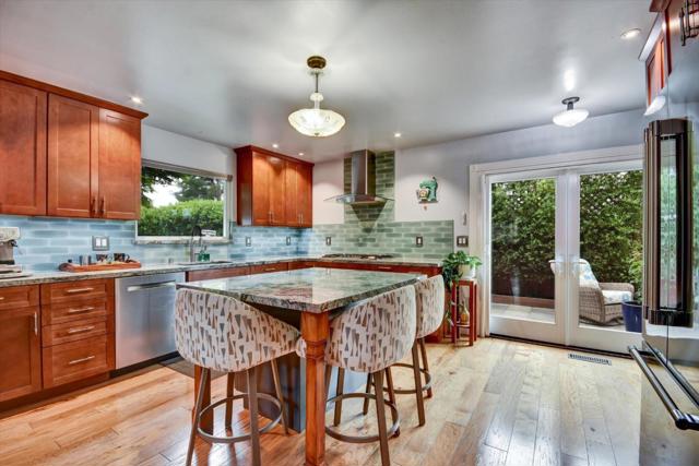 4214 Gull Cove Way, Capitola CA: https://media.crmls.org/mediaz/bfa472c4-5642-4cdd-9635-78f6573c81b6.jpg