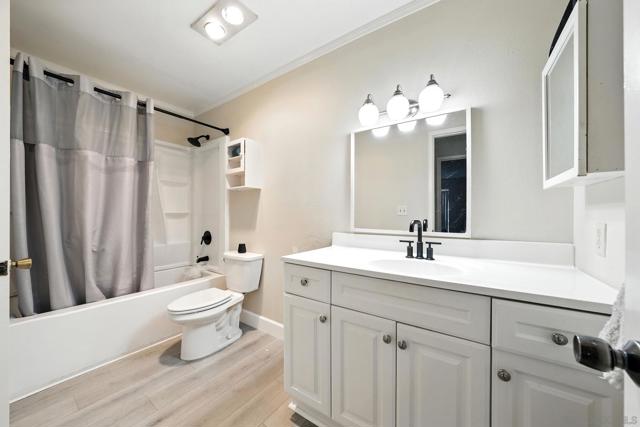 7838 Cowles Mountain Court, San Diego CA: https://media.crmls.org/mediaz/bfa59316-109c-4d37-ae65-72fd3ed96bc6.jpg