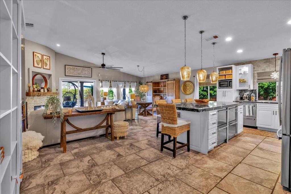 MLS #219135636DA image #1