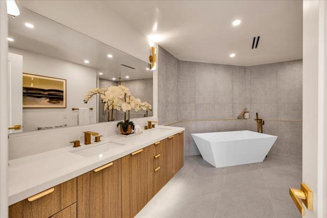 78136 Calle Norte, La Quinta CA: https://media.crmls.org/mediaz/bfa74244-b99c-45b4-bbc9-4051388bcdd8.jpg