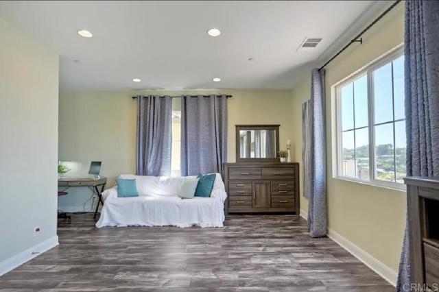 Detail Gallery Image 26 of 29 For 218 Newport Pier Way, Oceanside,  CA 92054 - 4 Beds | 4 Baths