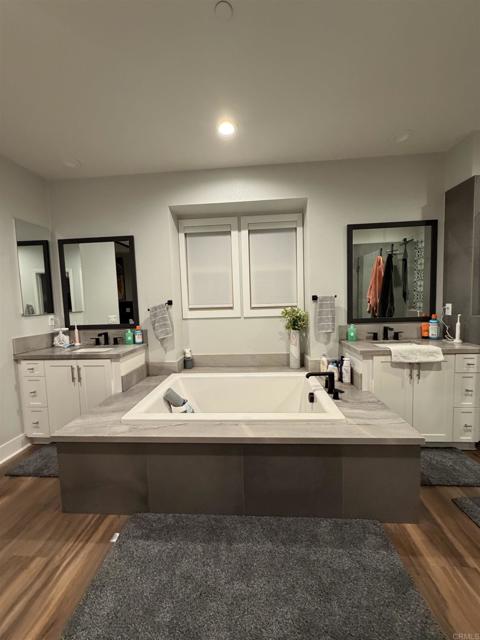 Detail Gallery Image 24 of 39 For 1247 Corte Mendi, Chula Vista,  CA 91913 - 4 Beds | 3/1 Baths