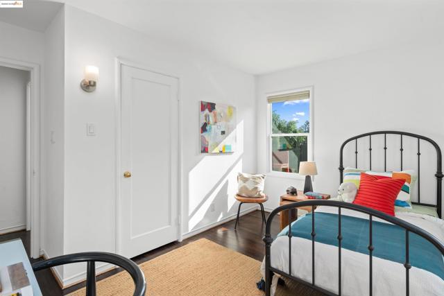 209 Behrens St, El Cerrito CA: https://media.crmls.org/mediaz/bfabe68e-b3e6-40a0-9c2c-377b8b019b69.jpg