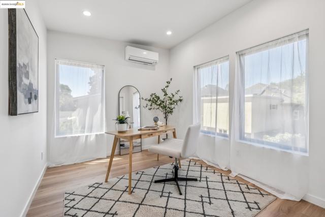 737 61st St, Oakland CA: https://media.crmls.org/mediaz/bfad5158-8a49-492f-8d16-91d428c34598.jpg