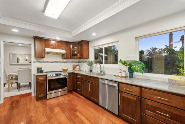 6915 Dartmoor Way, San Jose CA: https://media.crmls.org/mediaz/bfad75ee-d487-4c09-8af0-2b0dad59a32c.jpg