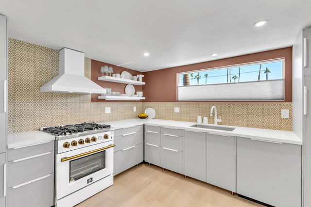 69 Nile Street, Palm Springs CA: https://media.crmls.org/mediaz/bfaf24bd-efb2-4e7b-a63a-2761250f40b8.jpg