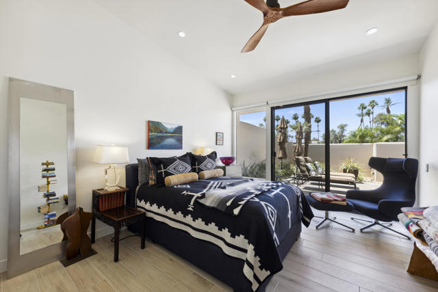 44970 Desert Horizons Drive, Indian Wells CA: https://media.crmls.org/mediaz/bfaf6faf-2f61-45a0-812b-79233c12b68e.jpg