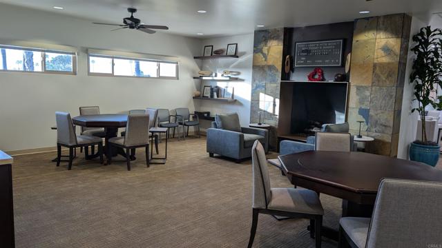 Detail Gallery Image 3 of 48 For 7315 San Luis St #235,  Carlsbad,  CA 92011 - 2 Beds | 2 Baths