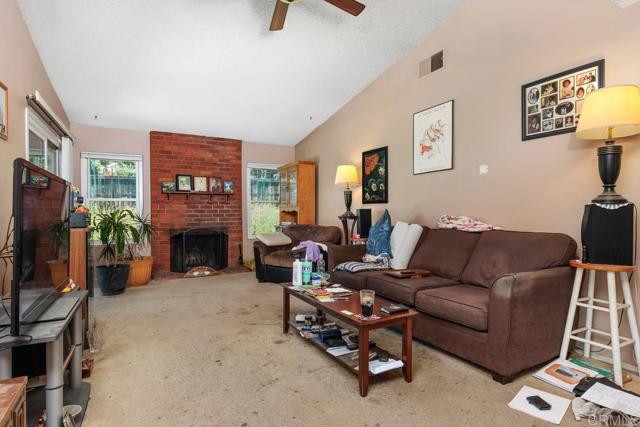 Detail Gallery Image 8 of 29 For 420 N Pacific St, San Marcos,  CA 92069 - 4 Beds | 2 Baths