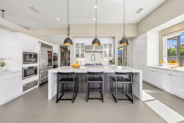 29 Topaz Court, Rancho Mirage, CA 92270