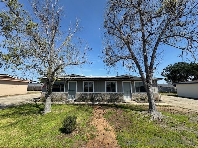 2721 Drew Lane, Lemon Grove, California 91945, ,Multi-Family,For Sale,Drew Lane,240025963SD