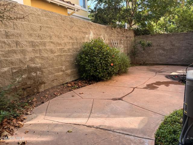 2986 Arbolitos Lane, Simi Valley CA: https://media.crmls.org/mediaz/bfb6d6f7-5674-4690-a249-24f93d435bca.jpg