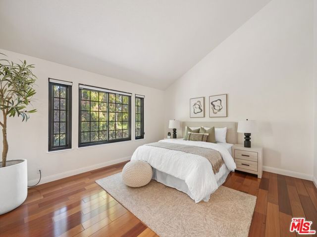 2481 Rebecca Lynn Way, Santa Clara CA: https://media.crmls.org/mediaz/bfb6f129-761c-45d9-a92f-b66140e26f0a.jpg