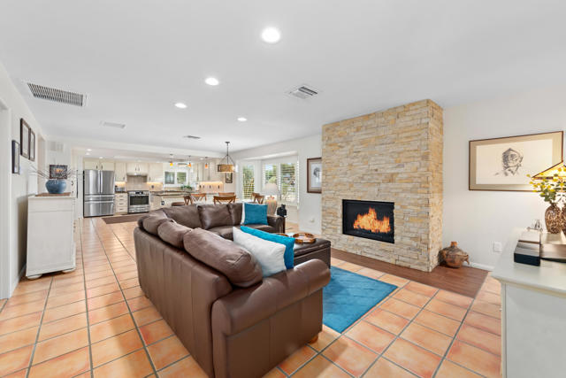 8395 Emerson Avenue, Yucca Valley CA: https://media.crmls.org/mediaz/bfb707a1-6ad9-49cc-b109-72380dc47b7f.jpg