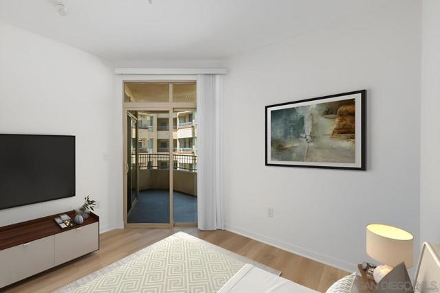 Image 18 of 33 For 1501 Front St  429