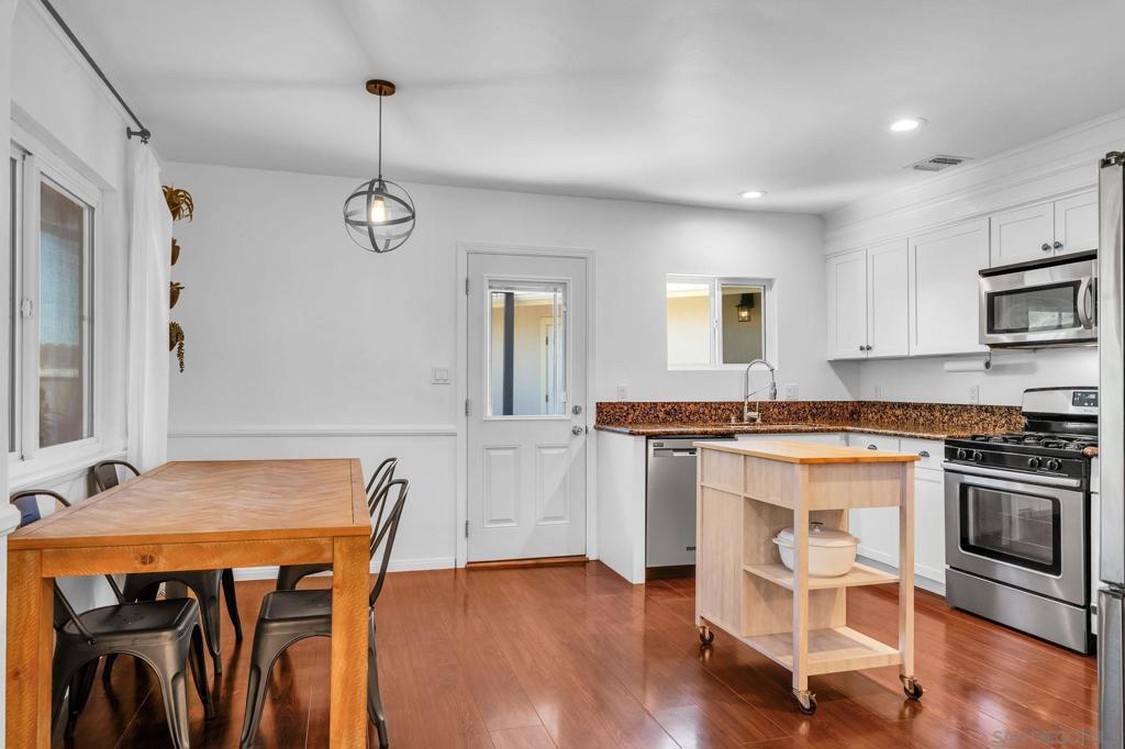 917 Chestnut St - photo 13