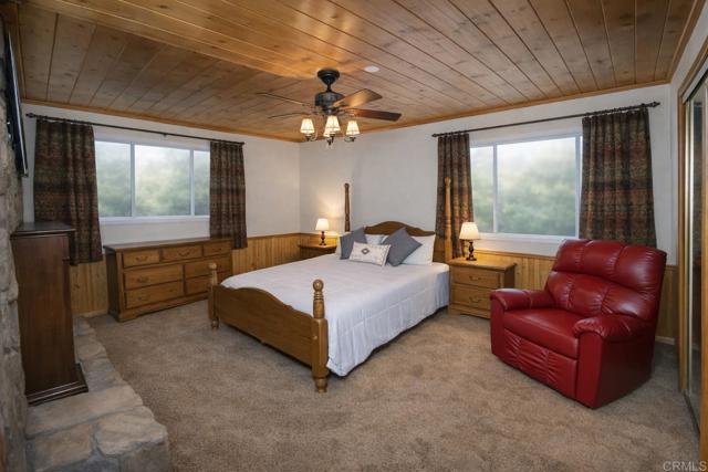 Detail Gallery Image 4 of 19 For 42988 Moonridge Rd, Big Bear Lake,  CA 92315 - 4 Beds | 2 Baths