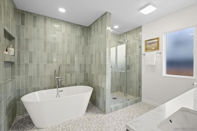 1091 Lincoln Ave, San Diego CA: https://media.crmls.org/mediaz/bfb7f04d-91ad-4f35-bacf-b15dd1b7d463.jpg