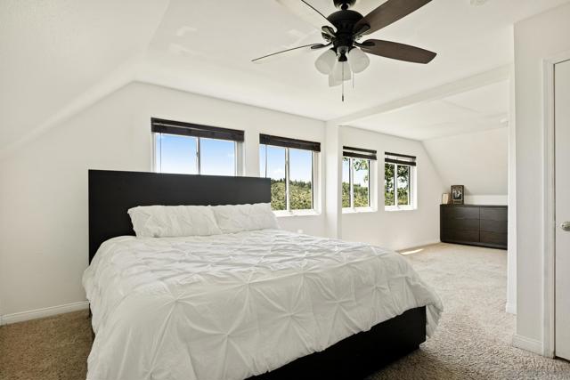 1141 Grass Valley Road, Lake Arrowhead CA: https://media.crmls.org/mediaz/bfb827c8-9832-4083-8896-9e291e13b2d0.jpg