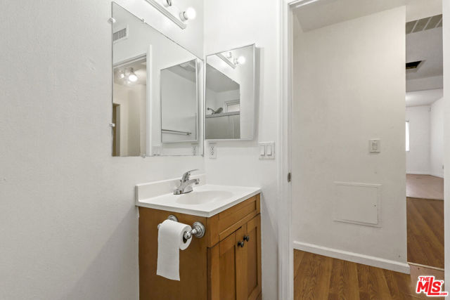 1204 Smith Place, Long Beach, California 90806, 3 Bedrooms Bedrooms, 0 ,1 BathroomBathrooms,Single Family Residence,For Sale,Smith,0,25631795