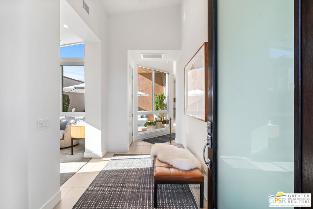 MLS #25603549PS image #4