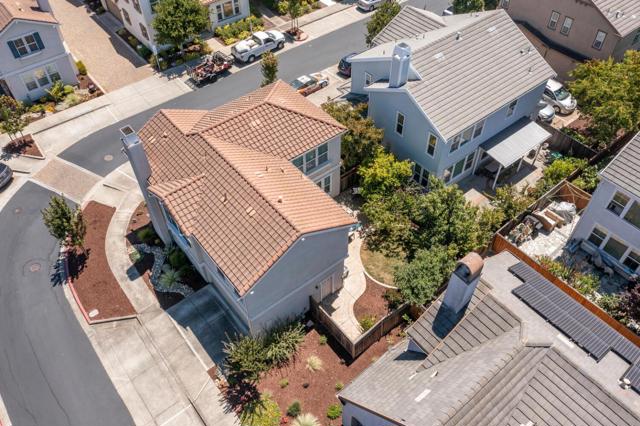 1614 Welford Circle, Hayward CA: https://media.crmls.org/mediaz/bfb96f86-6653-4932-98c8-ca94a71eaaed.jpg