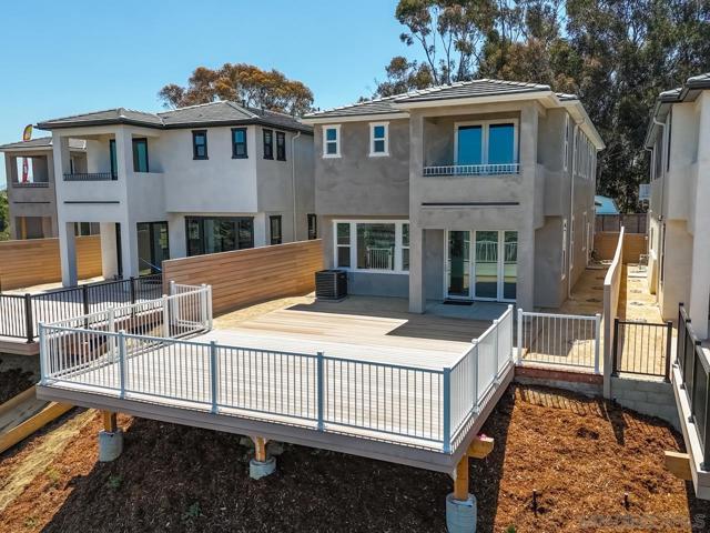 2942 Copley Ave, San Diego CA: https://media.crmls.org/mediaz/bfb9b78d-96bf-4cfb-bab4-1b5ee19b1382.jpg