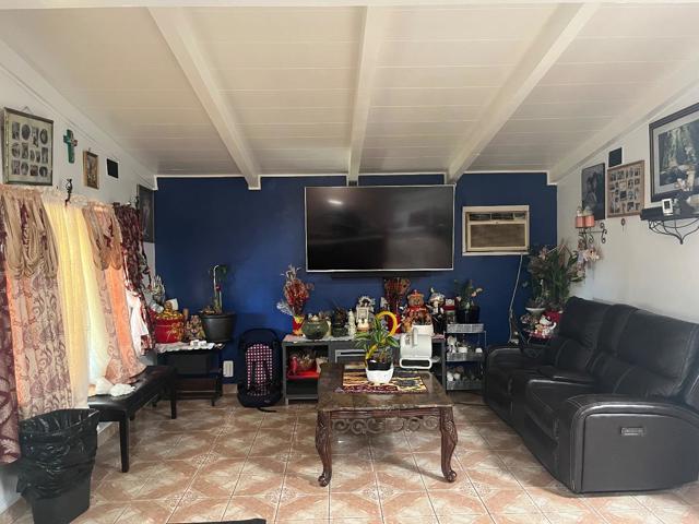 1504 Mount Shasta Drive, San Jose CA: https://media.crmls.org/mediaz/bfbaa826-c563-43ed-a25e-409ae57a5377.jpg