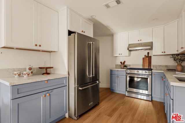 4628 Berryman, Los Angeles CA: https://media.crmls.org/mediaz/bfbac214-16a2-42f2-b99f-1c7a6b0180f0.jpg