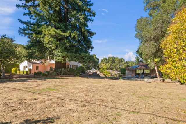 19605 Glen Una Drive, Saratoga CA: https://media.crmls.org/mediaz/bfbb1bfe-5fd6-47ef-9d85-2cdf469f8077.jpg
