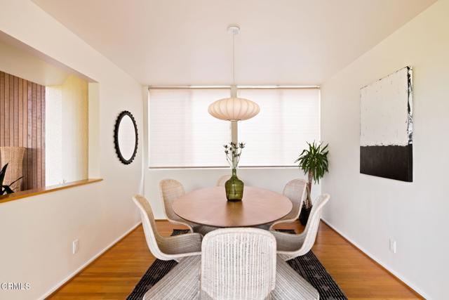 1256 Club House Drive, Pasadena CA: https://media.crmls.org/mediaz/bfbba8c2-cf3b-499d-9b2c-986403019762.jpg