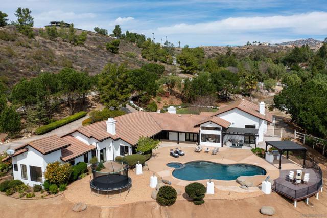 13807 Millards Ranch Lane, Poway, California 92064, 4 Bedrooms Bedrooms, ,5 BathroomsBathrooms,Single Family Residence,For Sale,Millards Ranch Lane,250020183SD