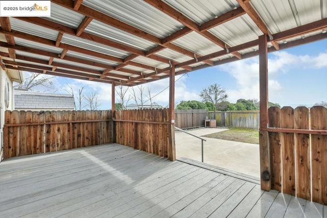 4985 Bixler Road, Byron CA: https://media.crmls.org/mediaz/bfbc1de0-f64e-47aa-aa42-57779ca18208.jpg