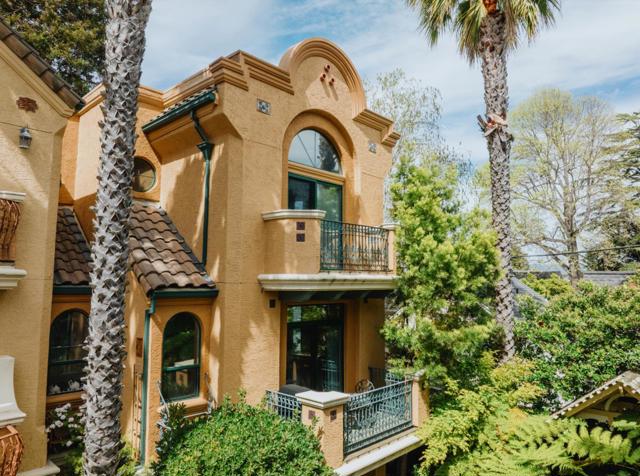 233 Villa Mar Vista, Santa Cruz CA: https://media.crmls.org/mediaz/bfbc4b6a-3299-457e-bb71-c02ec009dfe9.jpg