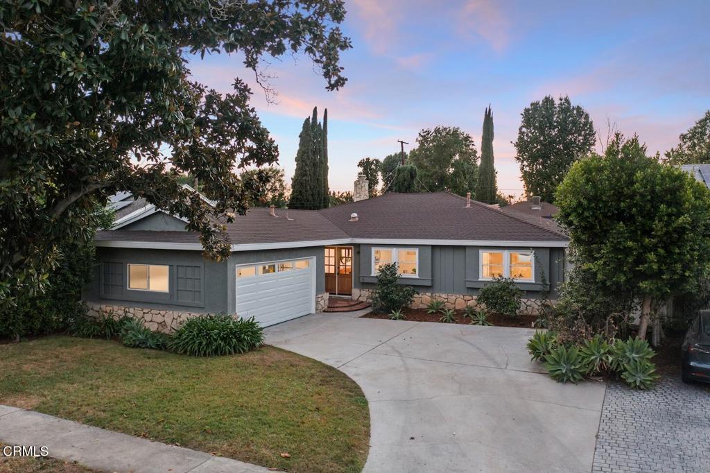 6043 Mary Ellen Avenue
